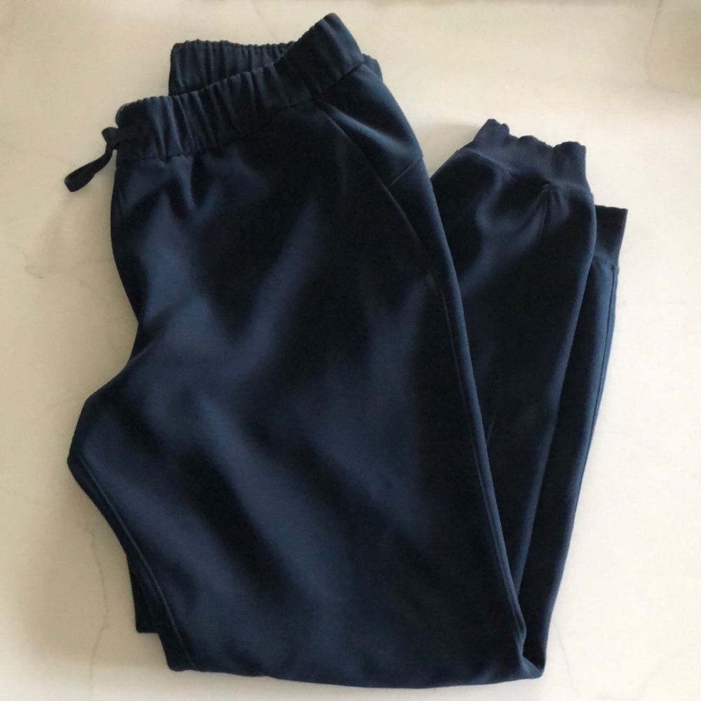 Lululemon On The Fly Joggers
